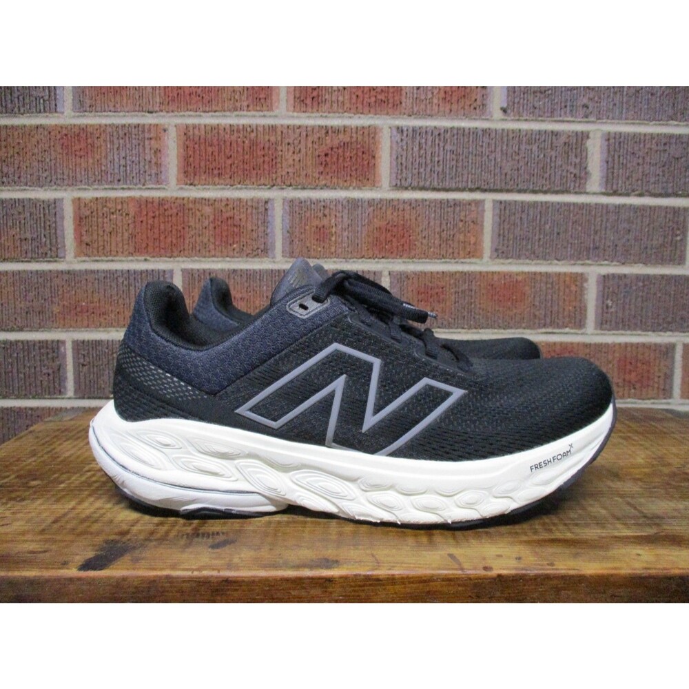 New Balance Womens Fresh Foam 860v14 Black Athletic Shoes Sneakers 10 D Wide